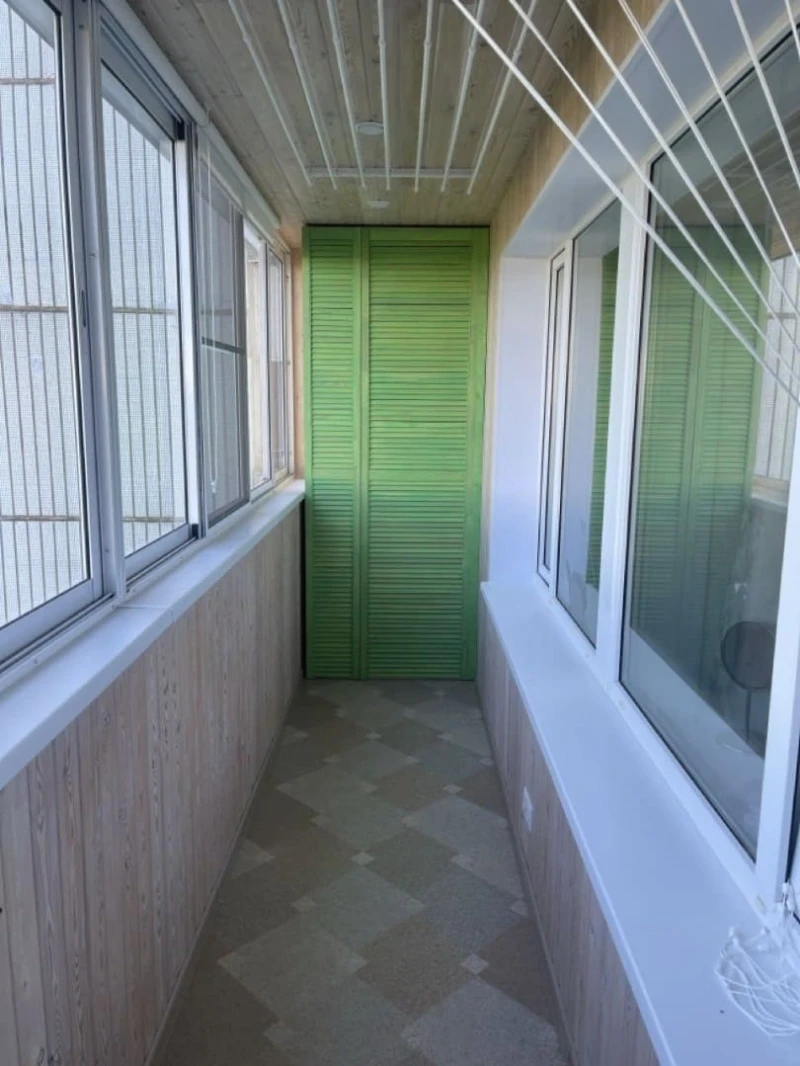 произведены монтажные работы в 10 районе Отделка балкона Зеленоград, деревянная вагонка с покраской