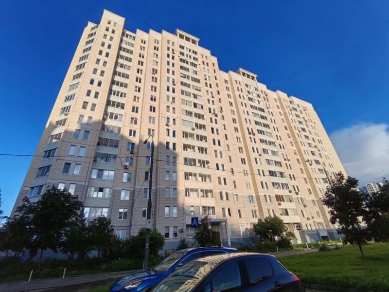 Установка окон с профилем Veka WHS 60 и фурнитурой GU UNI JET в Зеленограде, 2-комнатная квартира